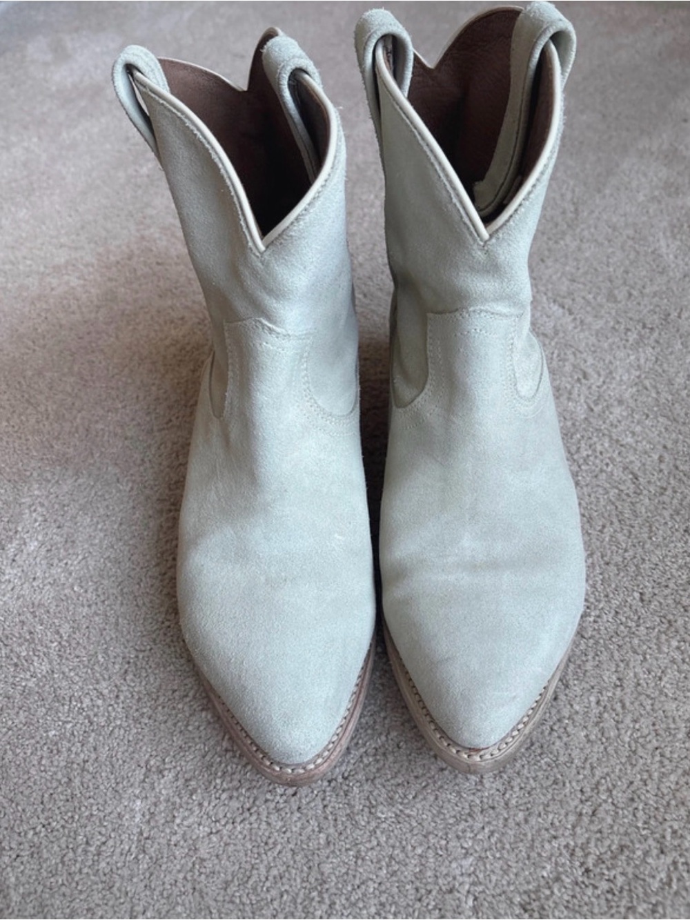 Frye Billy Short Suede Western Cream  Pointed-Toe Booties